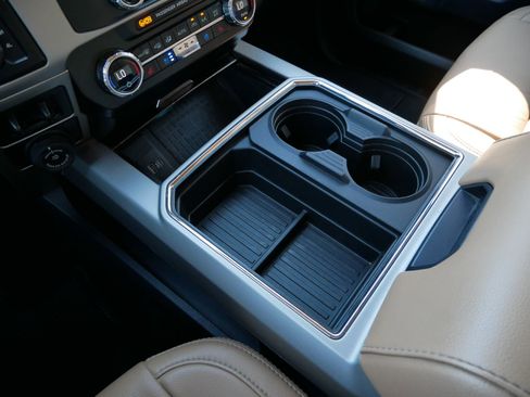 Used 2022 Ford F350 Lariat w/ Lariat Ultimate Package image 23