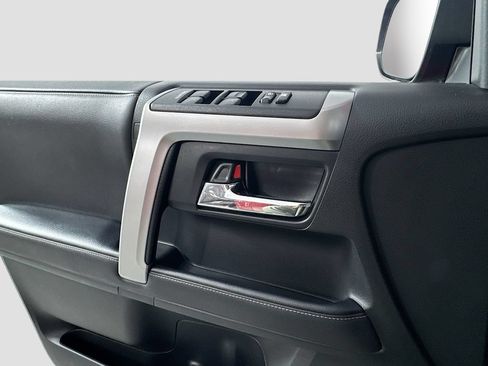 Used 2024 Toyota 4Runner SR5 Premium w/ Moonroof Package AWD/4WD image 15