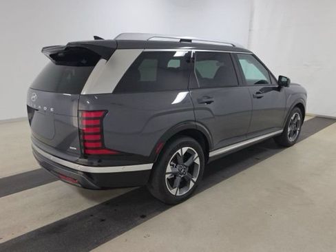 Used 2026 Hyundai Palisade Limited AWD/4WD image 4