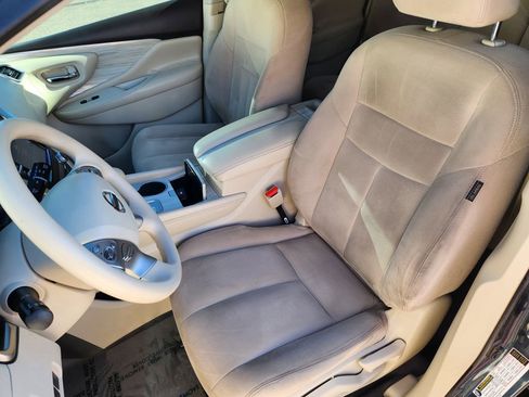 Used 2016 Nissan Murano S w/ Navigation Package image 7