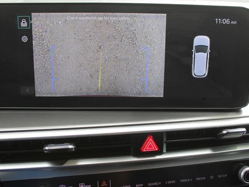 Certified 2025 Kia Sorento S FWD image 52