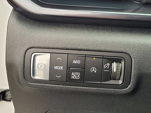 New 2026 GMC Terrain AT4 w/ Technology Package II AWD/4WD image 23