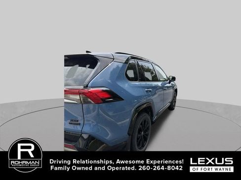 Used 2022 Toyota RAV4 XSE w/ XSE Grade Weather Package AWD/4WD image 5