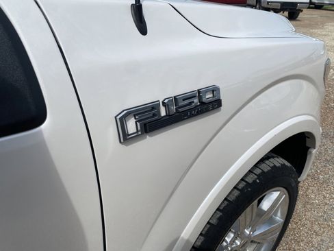 Used 2019 Ford F150 Limited w/ Trailer Tow Package image 9