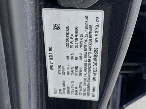 Used 2021 Tesla Model 3 Standard Range Plus image 30