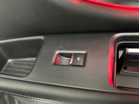 Used 2025 Ford Expedition Platinum image 21