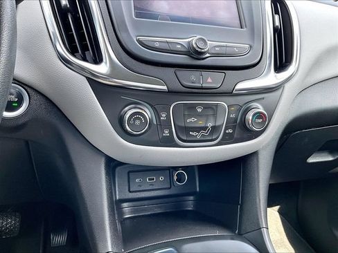 Used 2024 Chevrolet Equinox LS w/ LS Convenience Package FWD image 27