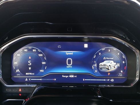 Certified 2022 Chevrolet Silverado 1500 High Country w/ Technology Package image 11