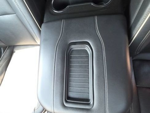 Used 2023 Chevrolet Suburban Premier RWD image 25