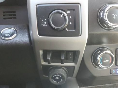 Used 2021 Ford F250 Lariat w/ Lariat Ultimate Package image 33