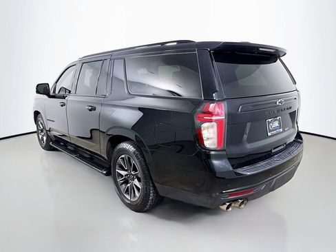 Used 2023 Chevrolet Suburban Z71 w/ Z71 Off-Road Package AWD/4WD image 5
