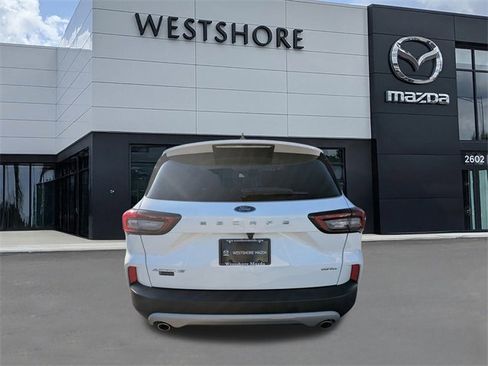 Used 2024 Ford Escape Active image 4