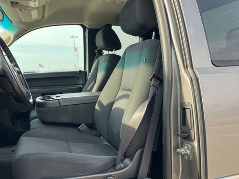 Used 2012 Chevrolet Silverado 1500 LT image 16