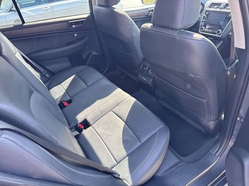 Used 2019 Subaru Outback 2.5i Limited w/ Popular Package #2 image 27