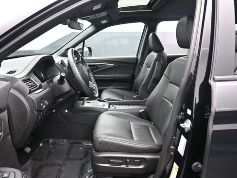 Certified 2023 Honda Passport EX-L image 35