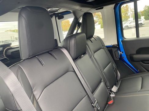 New 2026 Jeep Wrangler Sahara image 32