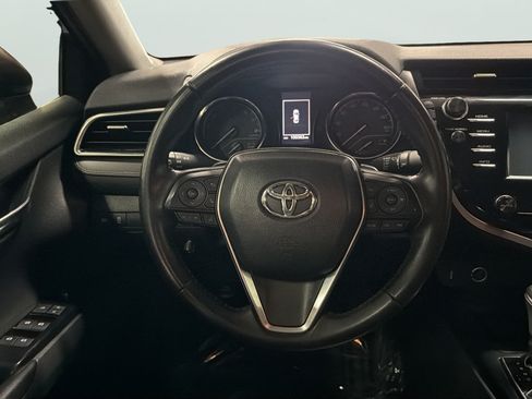 Used 2018 Toyota Camry SE FWD image 22