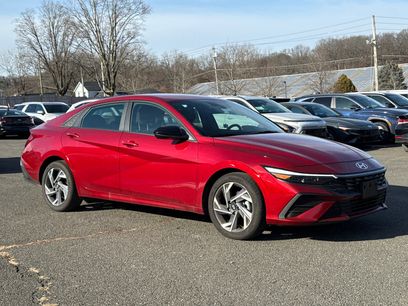 Used 2025 Hyundai Elantra Sport