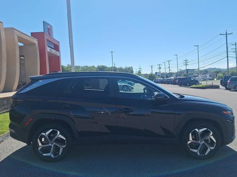 Used 2023 Hyundai Tucson SEL w/ Convenience Package AWD/4WD image 2