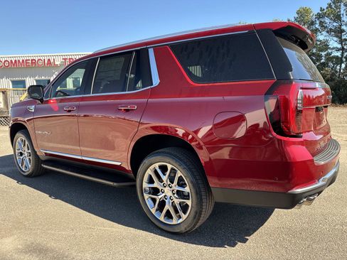 New 2026 GMC Yukon Denali w/ LPO, Floor Liner Package image 5