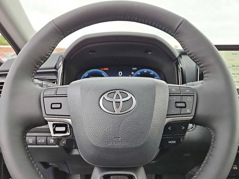 New 2026 Toyota Camry XLE image 23