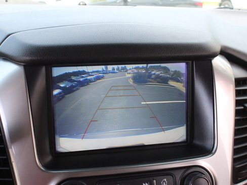 Used 2019 Chevrolet Tahoe Premier RWD image 20