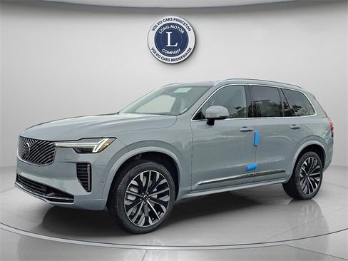 New 2026 Volvo XC90 B6 Ultra image 2