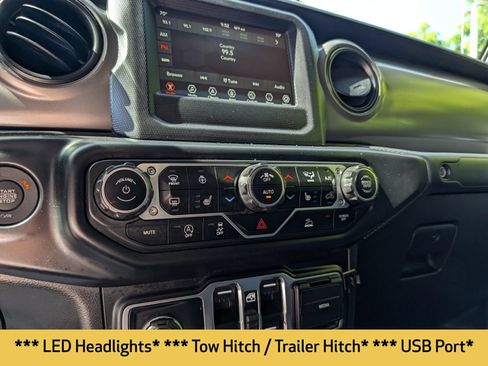 Used 2023 Jeep Gladiator Sport AWD/4WD image 6