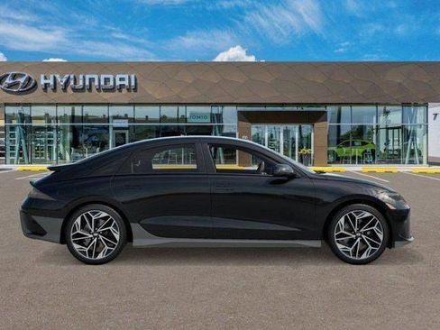 New 2025 Hyundai Ioniq 6 SEL image 7