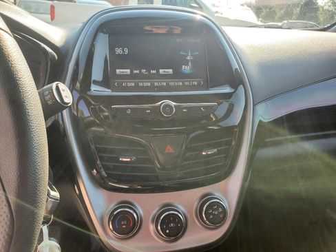 Used 2017 Chevrolet Spark LT image 22