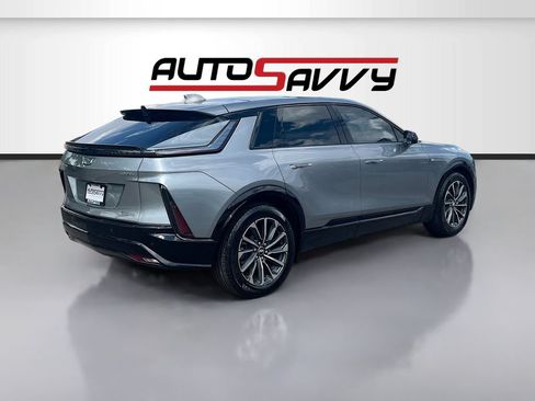 Used 2025 Cadillac Lyriq Sport w/ LPO, Floor Liner Package AWD/4WD image 7