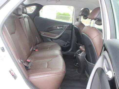 Used 2013 Hyundai Azera FWD image 31