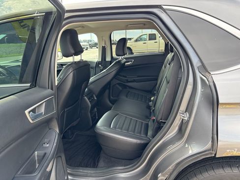 Used 2024 Ford Edge SEL image 23