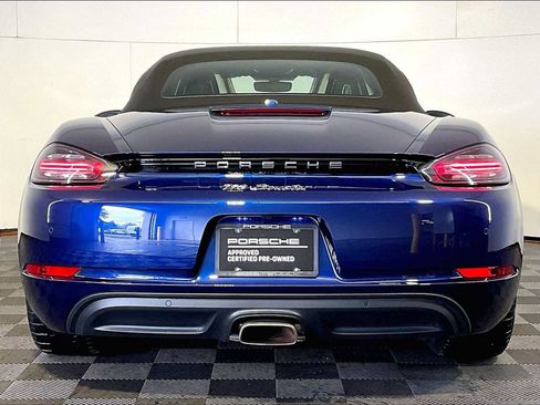 Used 2022 Porsche 718 Boxster RWD image 6