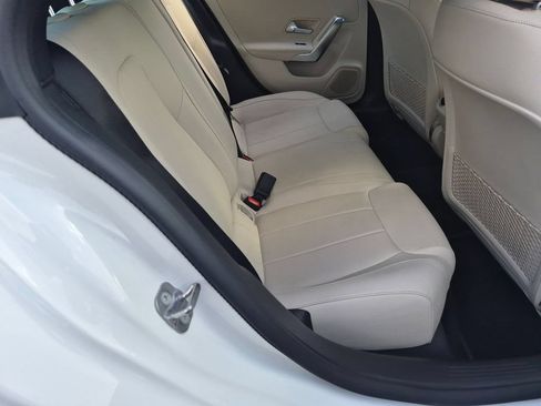 Used 2025 Mercedes-Benz CLA 250 image 29