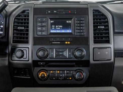 Used 2018 Ford F250 XL w/ STX Appearance Package AWD/4WD image 23