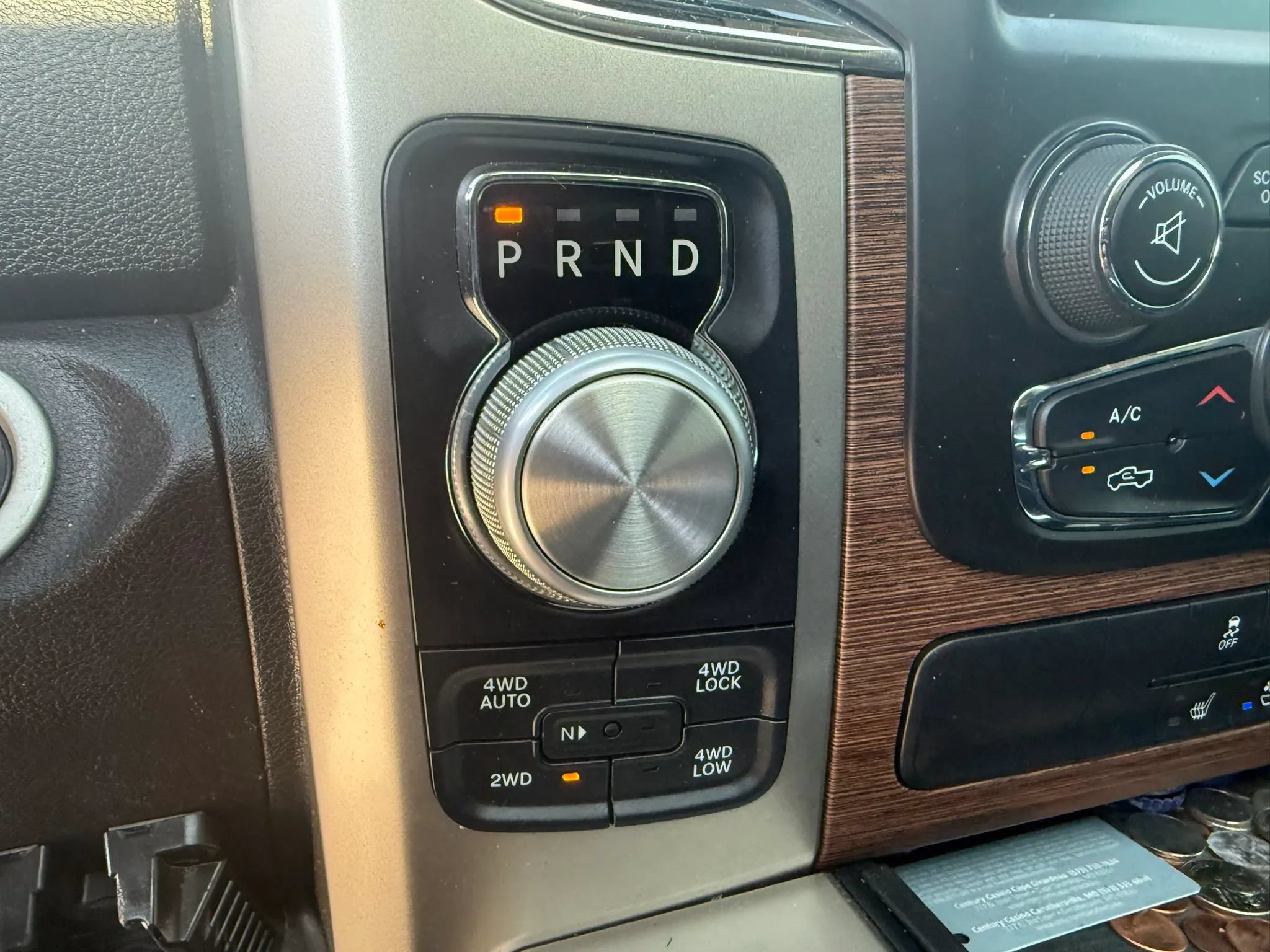Used 2014 RAM 1500 Laramie w/ Convenience Group AWD/4WD image 18