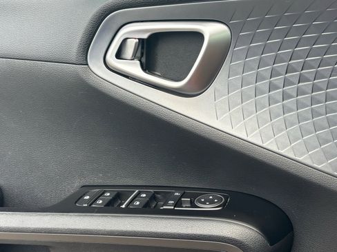 Used 2020 Kia Soul GT-Line image 22