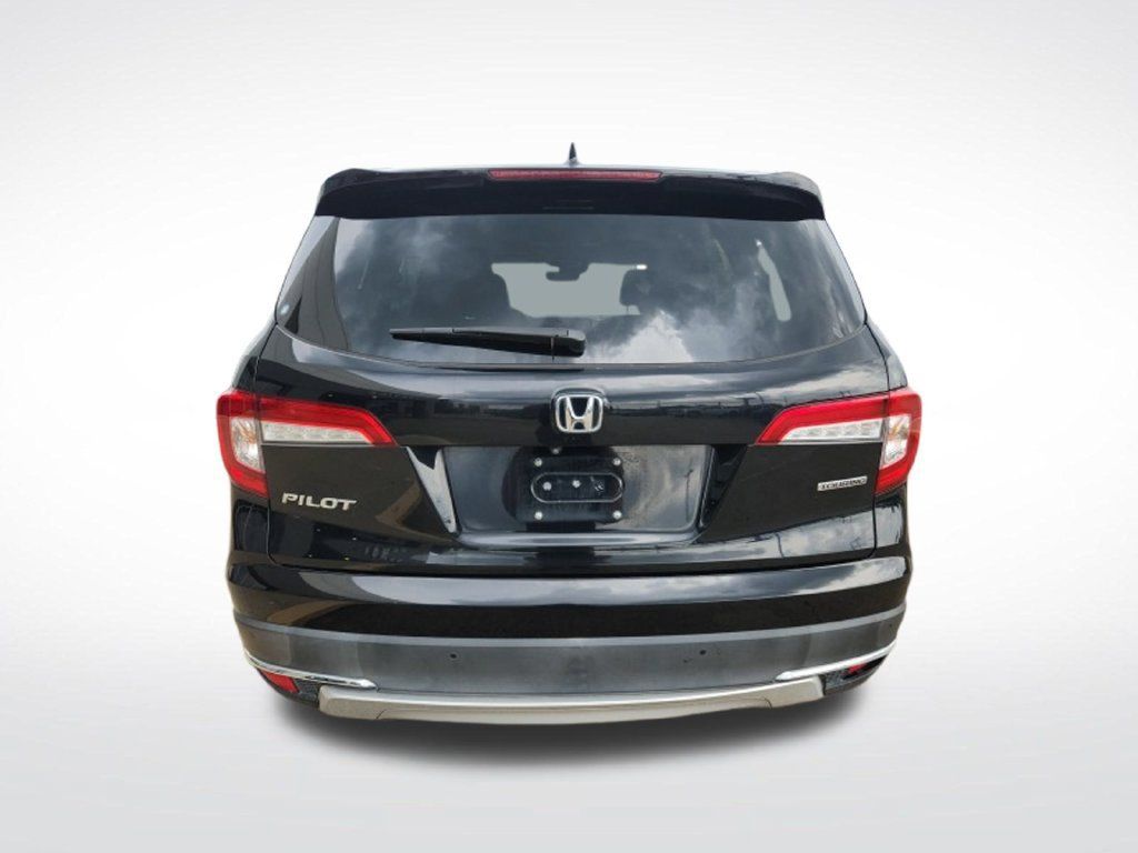 Used 2021 Honda Pilot Touring image 6