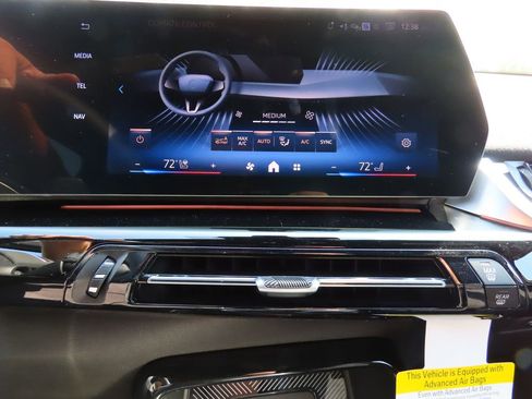 New 2026 BMW X2 xDrive28i w/ Technology Package image 30