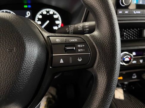 Used 2025 Honda CR-V LX image 27