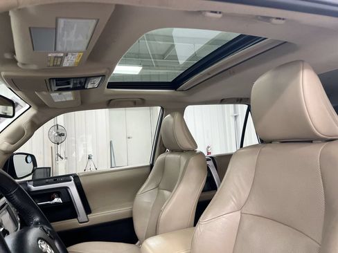 Used 2018 Toyota 4Runner Limited AWD/4WD image 20