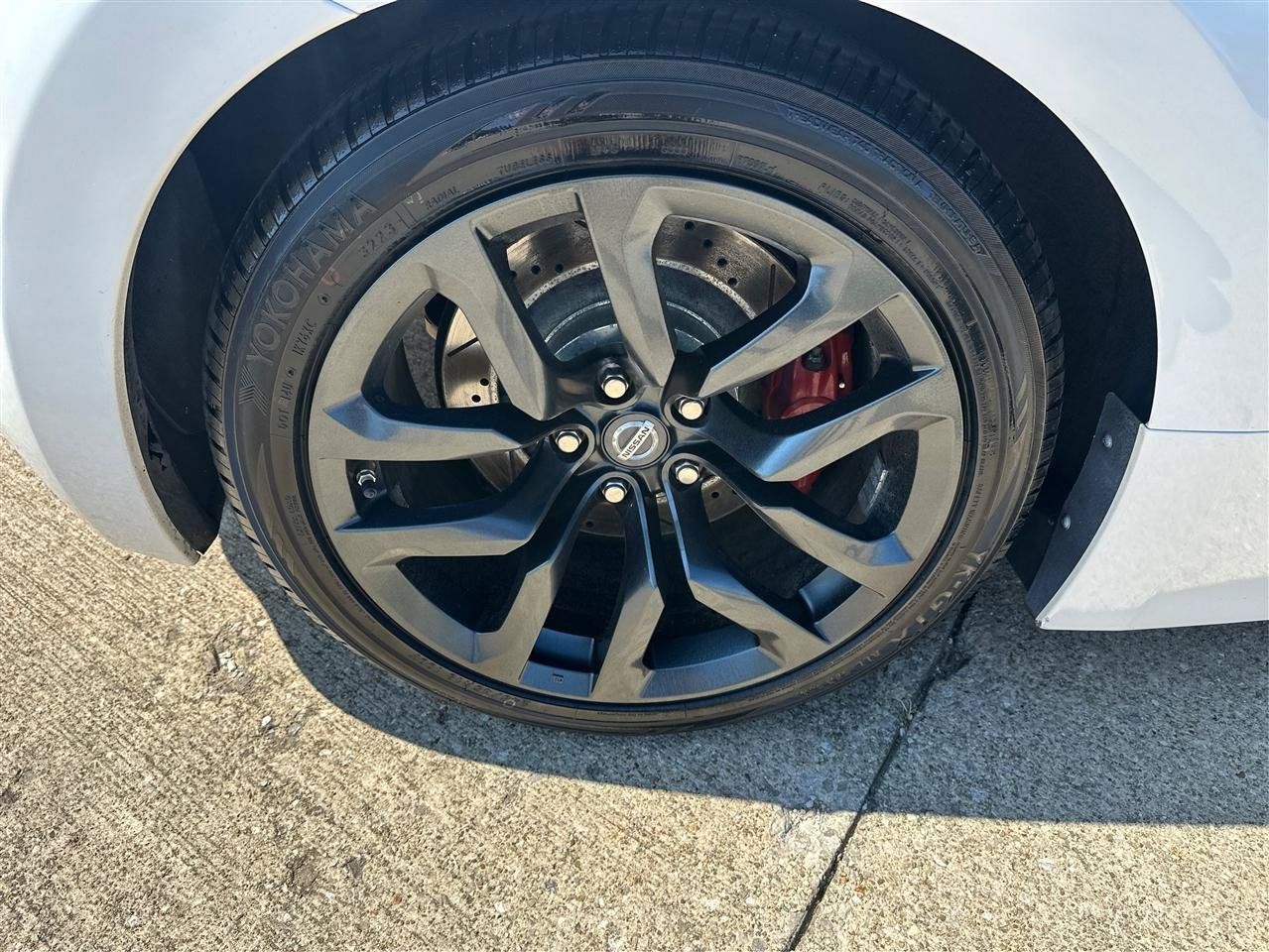 Used 2014 Nissan 370Z Touring w/ Sport Package RWD image 24