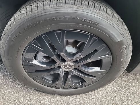 Certified 2025 Mercedes-Benz GLB 250 4MATIC image 12