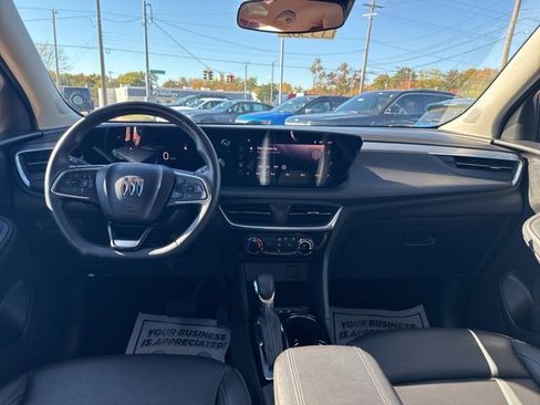 Used 2024 Buick Encore GX Sport Touring image 42