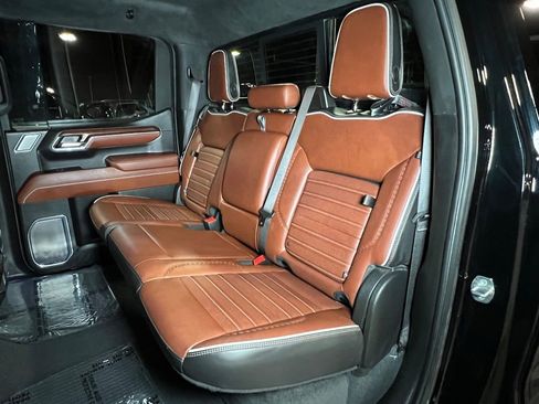 Used 2024 GMC Sierra 1500 Denali Ultimate image 21