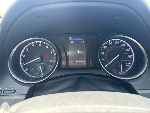 Used 2023 Toyota Camry SE FWD image 21