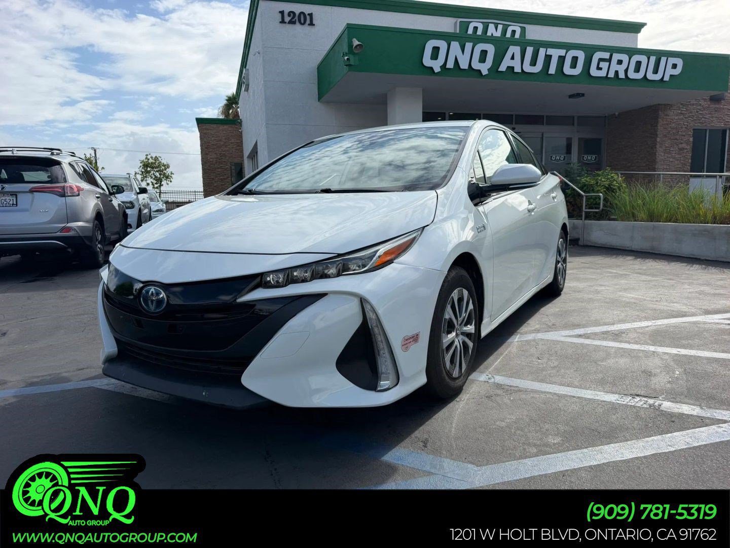 Used 2020 Toyota Prius Prime XLE FWD image 1
