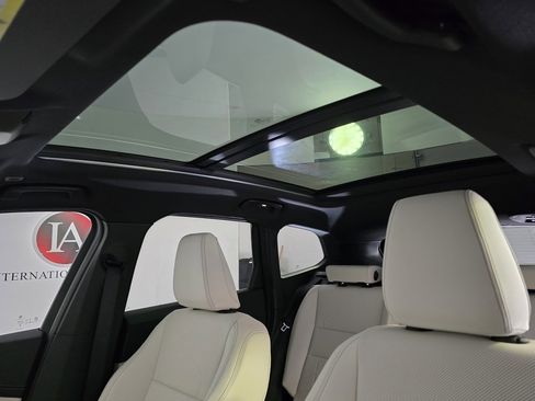 New 2026 BMW X1 xDrive28i w/ Convenience Package image 11