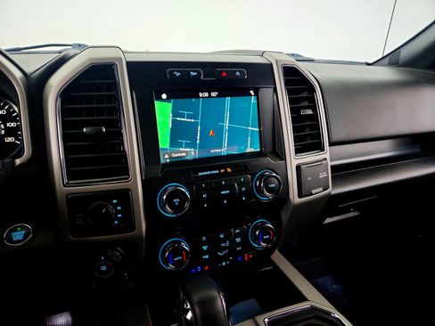 Used 2019 Ford F150 Lariat image 21